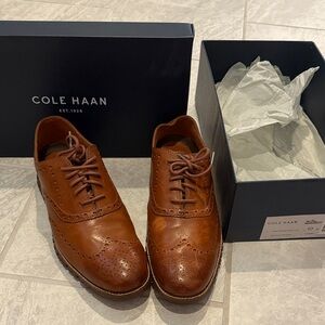 Cole Haan Men's Tan Leather Oxfords